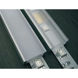 LED Profil 1m 17,5mm x 7 mm mit Kragen